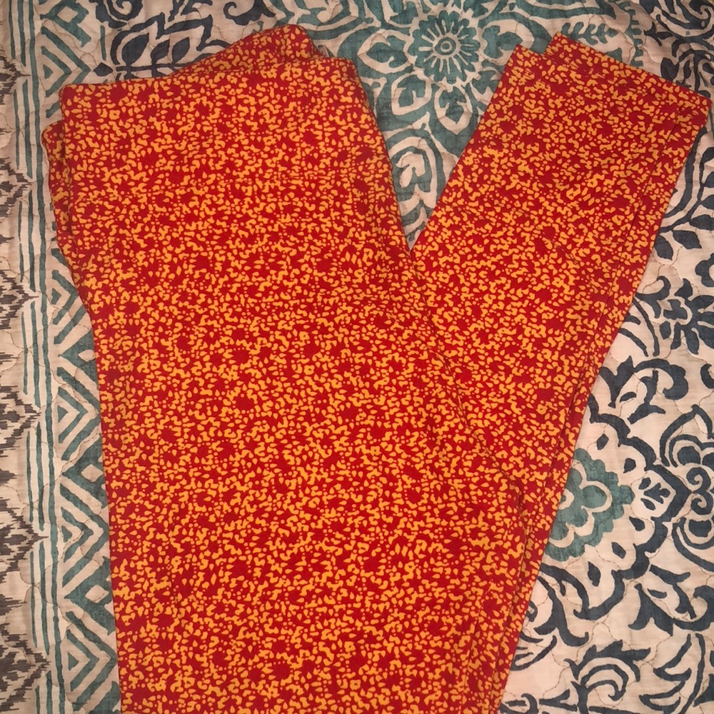 Brand new LuLaRoe tall & curvy leggings